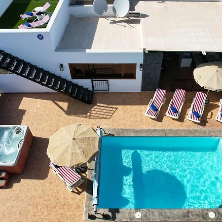 Aurelia - Pool, Jacuzzi, Bbq And Ping-pong By Lanzarote فيلة بلايا بلانكا