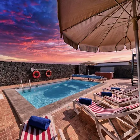 فيلة Aurelia - Pool, Jacuzzi, Bbq And Ping-pong By Lanzarote *
